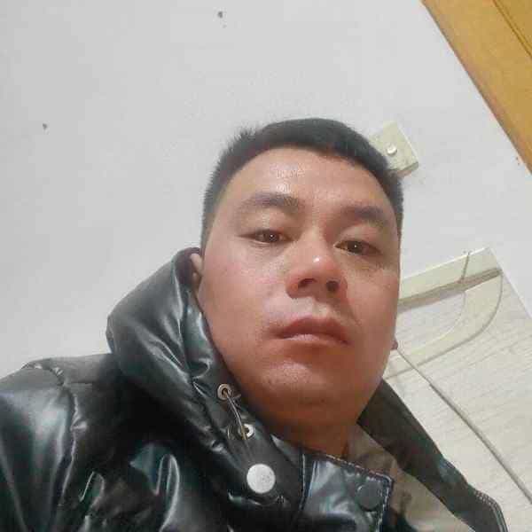 35岁岁河北单身帅哥 - 苏州吉缘网
