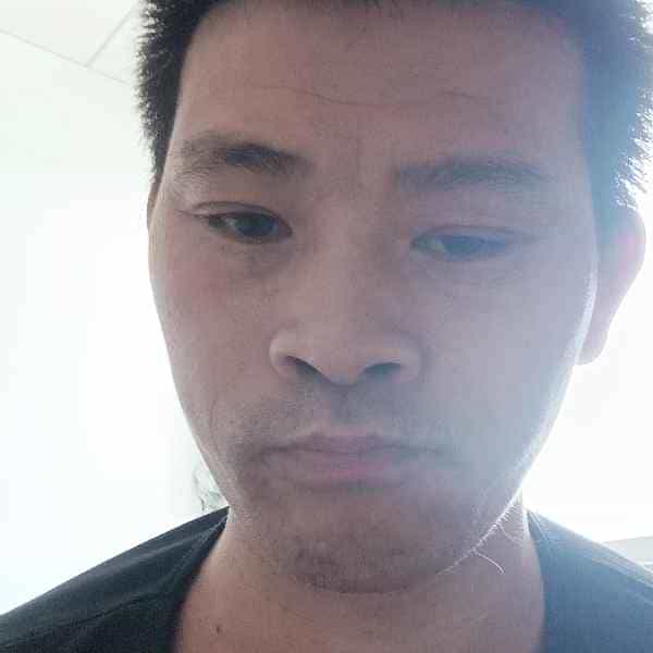 42岁岁重庆单身帅哥 - 苏州吉缘网
