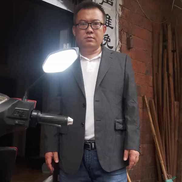 40岁岁江西单身帅哥 - 苏州吉缘网