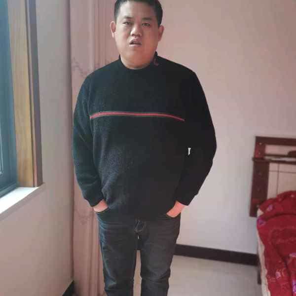 33岁岁重庆单身帅哥 - 苏州吉缘网