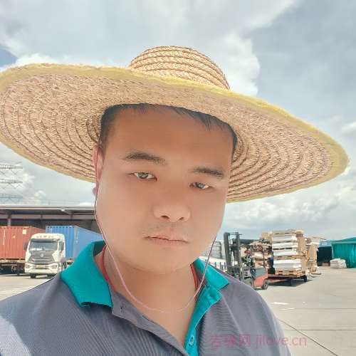 33岁岁湖南单身帅哥 - 苏州吉缘网